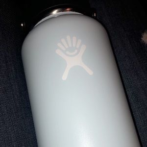 baby blue hydro flask